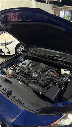 تۆیۆتا کامری